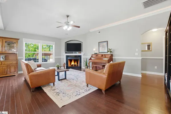 414 Camden Lee Court, Inman, SC 29349