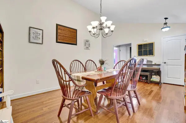 305 Bent River Drive, Inman, SC 29349