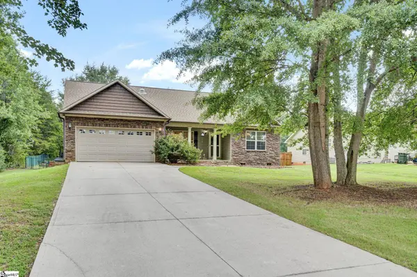 305 Bent River Drive, Inman, SC 29349