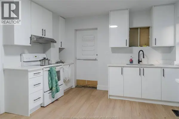523 Caron AVENUE, Windsor, ON N8T1C1