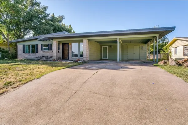 5205 Trail Lake Dr, Fort Worth, TX 76133-1928