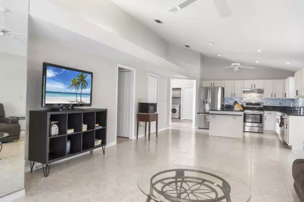 1219 Bevan DR, Sebastian, FL 32958