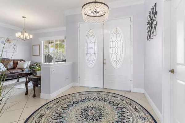 352 Sebastian Crossings BLVD, Sebastian, FL 32958