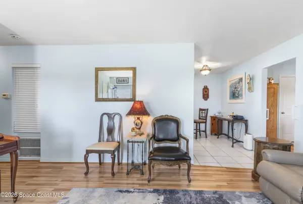 637 Roseland RD, Sebastian, FL 32958