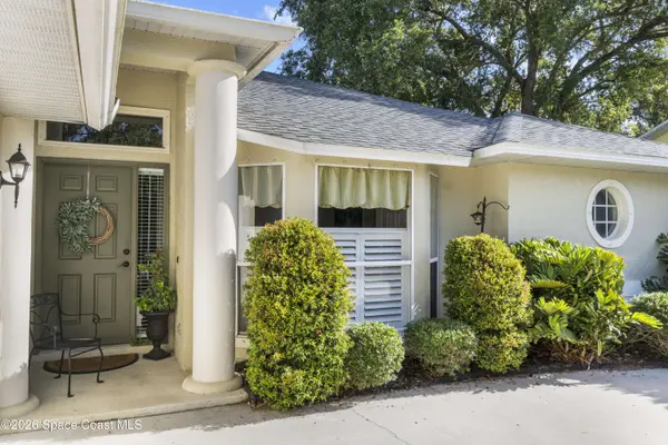 966 Gulfstream AVE, Sebastian, FL 32958