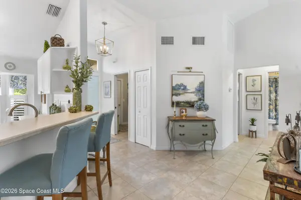 966 Gulfstream AVE, Sebastian, FL 32958
