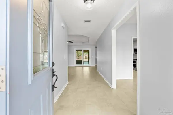 1800 Waterway Dr, Baker, FL 32531