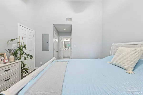 7101 Joy St, Pensacola, FL 32504