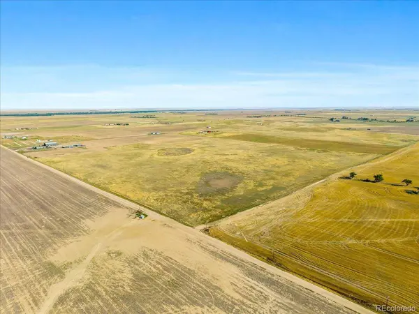 70044 E 38th AVE, Byers, CO 80103