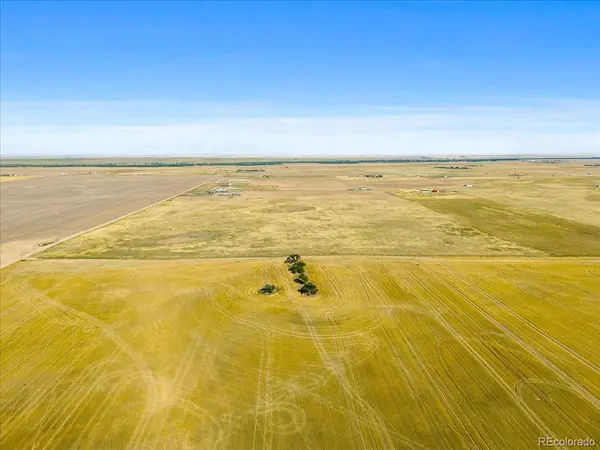 70044 E 38th AVE, Byers, CO 80103