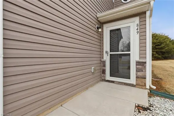 849 Bitting Hall DR, Rural Hall, NC 27045
