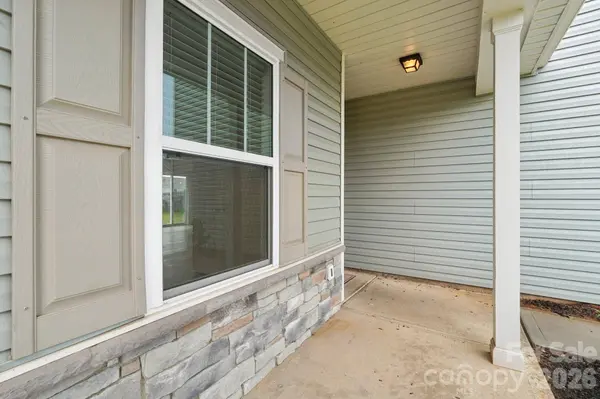 120 Mooring DR, Statesville, NC 28677