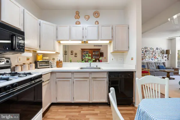 8905 GROFFS MILL DR #8905, Owings Mills, MD 21117