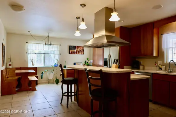 38055 Sandlin ST, Sterling, AK 99672