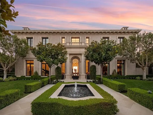 Francis+York+Newport+Coast+Mansion+for+sale+in+Crystal+Cove%2C+California+1