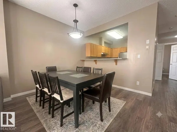 #103 8108 109 ST NW, Edmonton, AB T6G 2V7