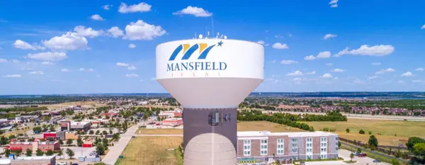 feature image of Ultimate Guide to Living in Mansfield, Texas: Everything You Need to Know