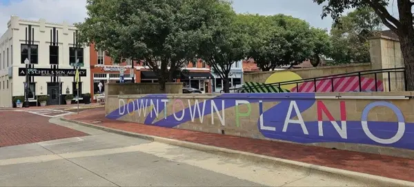 Ultimate Guide to Living in Plano, Texas: Everything You Need to Know,Lauren Ray