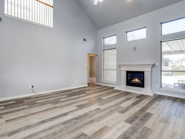 224 Bear HOLW, Keller, TX 76248