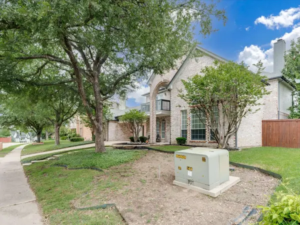 736 Sunkist LN, Plano, TX 75025