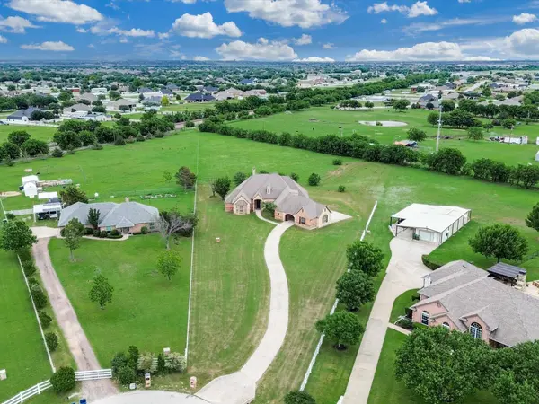 2309 Parks CT, Haslet, TX 76052