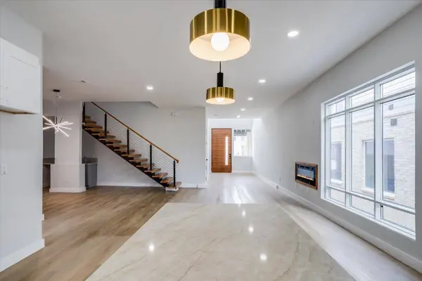 810 Premier Pkwy, Grand Prairie, TX 75051