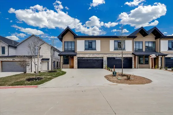 810 Premier Pkwy, Grand Prairie, TX 75051