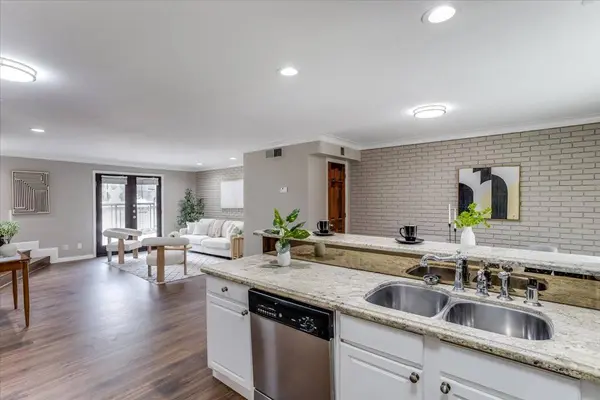 10109 Regal Park LN #117, Dallas, TX 75230