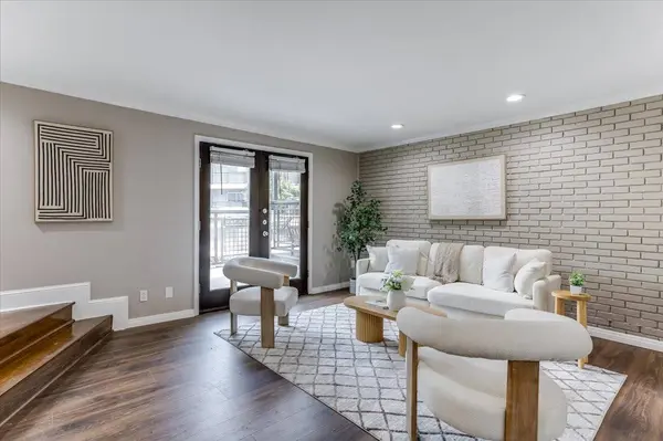 10109 Regal Park LN #117, Dallas, TX 75230