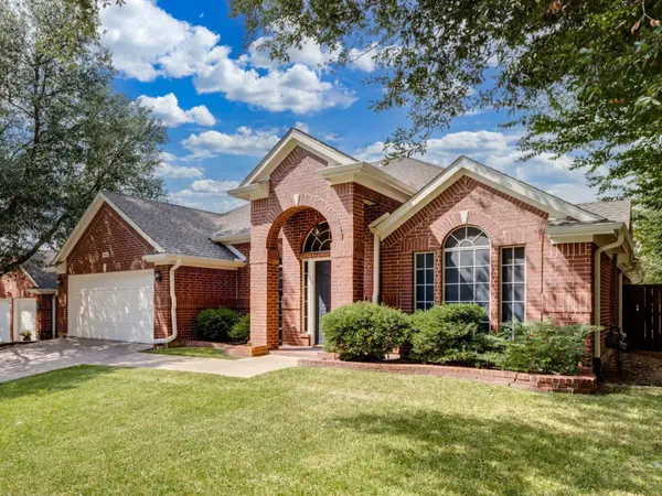 8304 Whippoorwill DR, Fort Worth, TX 76123