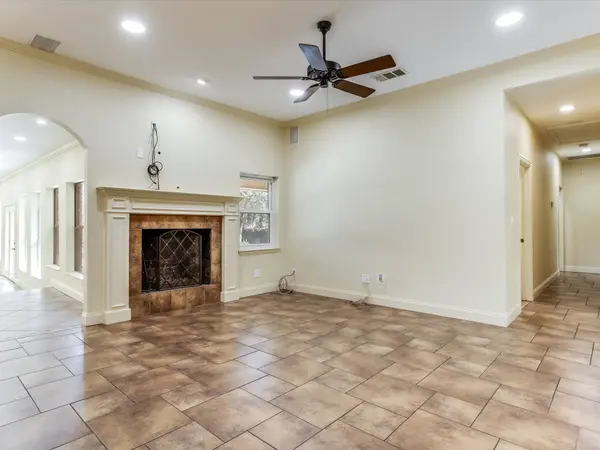 805 Belinda DR, Keller, TX 76248