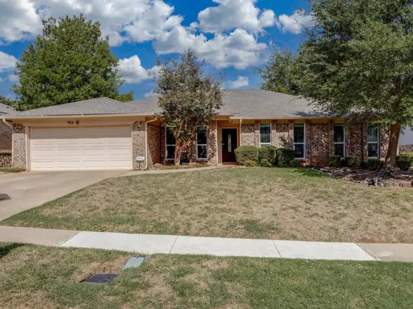 904 Forest Trail CT