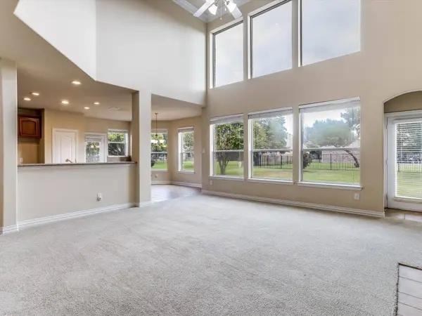 1131 Durango CIR, Shady Shores, TX 76208