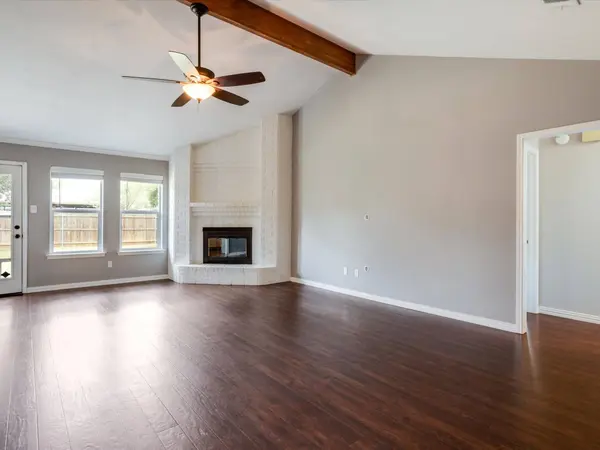 904 Forest Trail CT, Euless, TX 76039