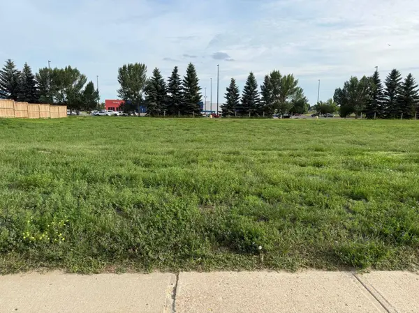 85 Upland BLVD NW, Brooks, AB T1R 0R3