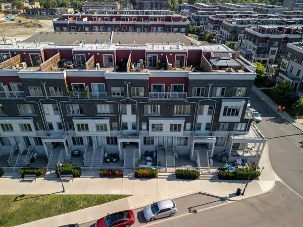 145 Long Branch AVE #6, Toronto W06, ON M8W 0A9