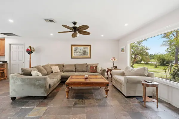 7980 21ST ST SW, Vero Beach, FL 32968