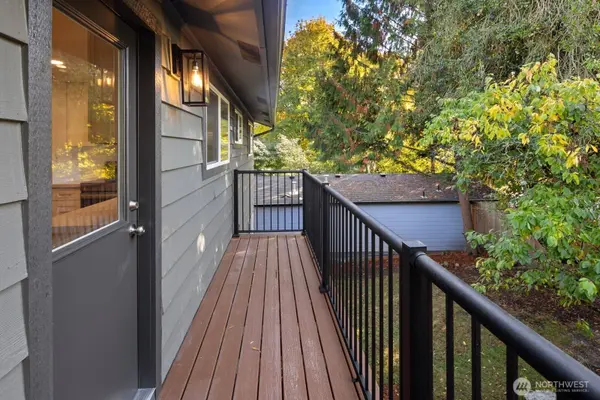 845 Kirkland WAY, Kirkland, WA 98033