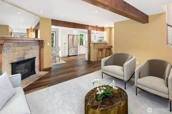 7825 NE 140th PL, Kirkland, WA 98034