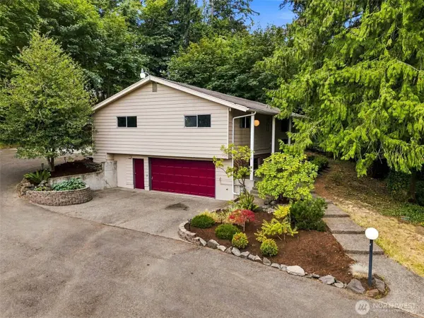 7412 104th ST E, Puyallup, WA 98373