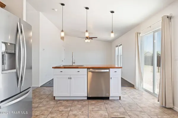 575 Ranch House RD, Paulden, AZ 86334