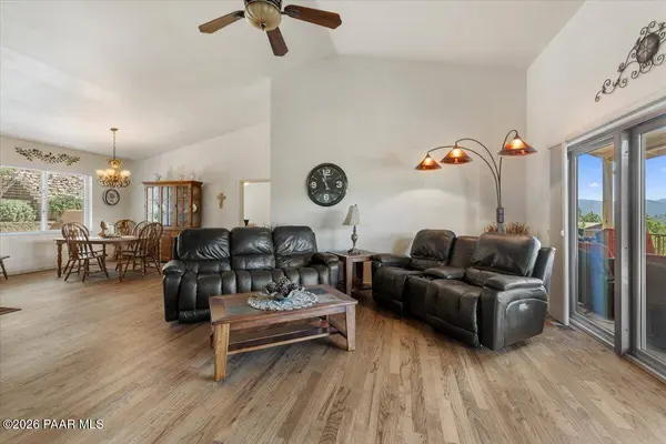 4612 Hornet DR, Prescott, AZ 86301