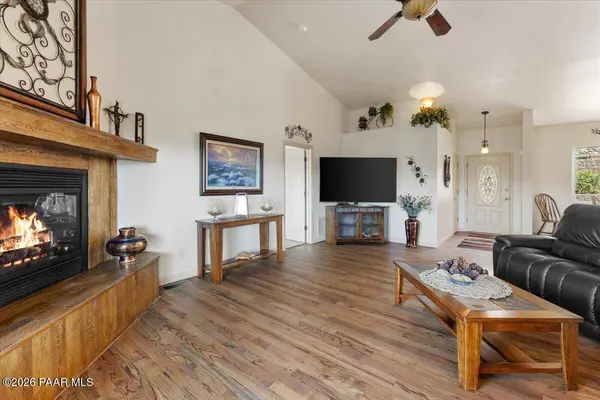 4612 Hornet DR, Prescott, AZ 86301