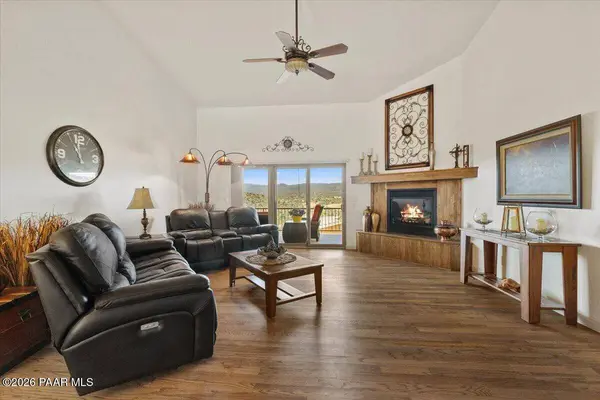 4612 Hornet DR, Prescott, AZ 86301
