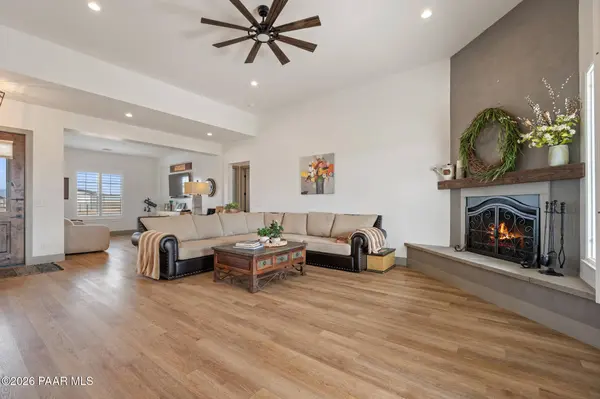 6724 E Camden LN, Prescott Valley, AZ 86315