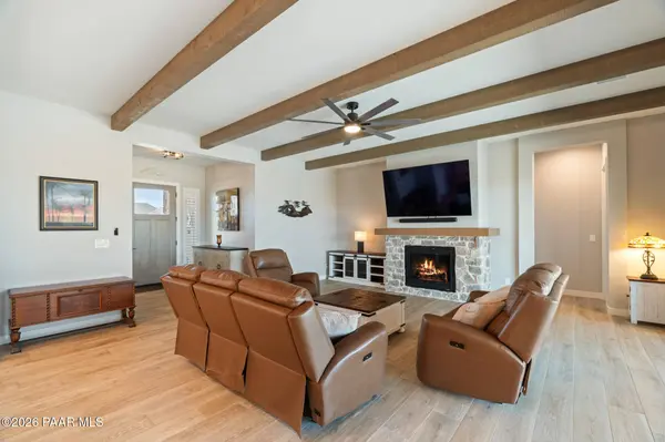 6919 E Camden LN, Prescott Valley, AZ 86315