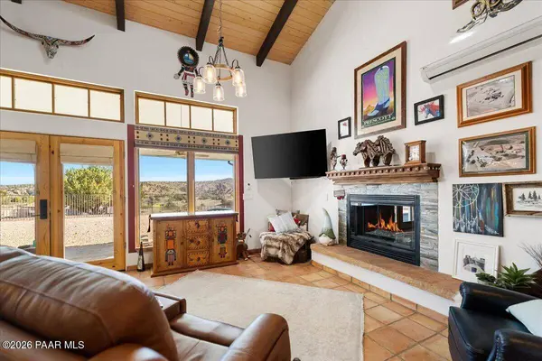 1256 E Reata TRL, Paulden, AZ 86334