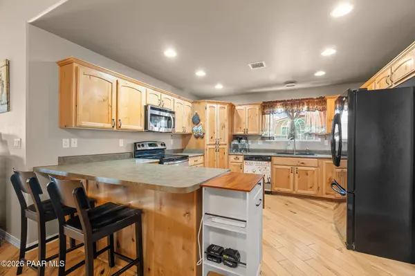 9321 E Manzanita CIR, Prescott Valley, AZ 86314