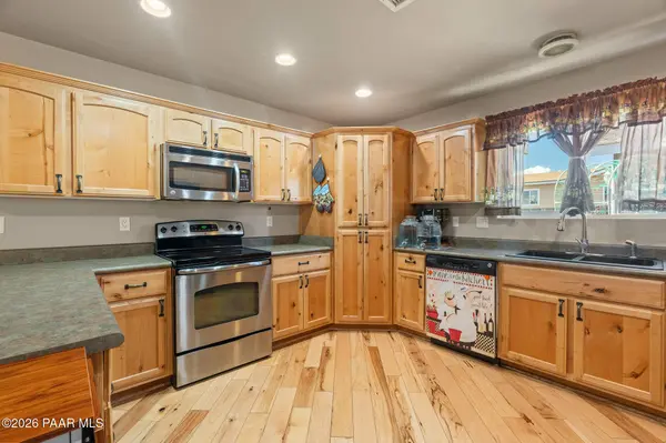 9321 E Manzanita CIR, Prescott Valley, AZ 86314