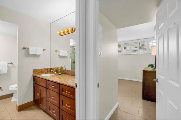 5315 Lower Honoapiilani Rd #B108, Lahaina, HI 96761